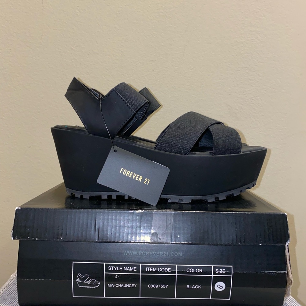 VINTAGE F21 PLATFORM SANDALS